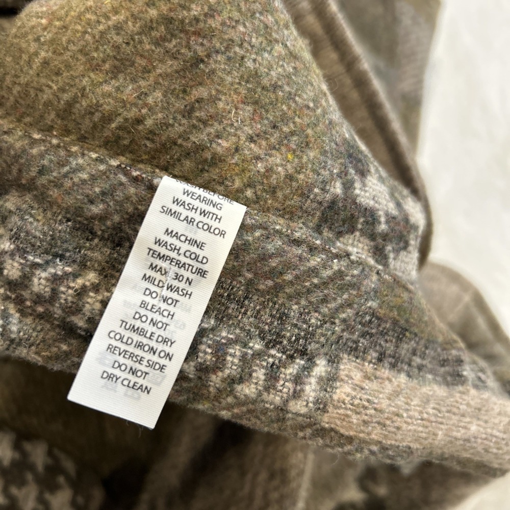 Zyia Everywhere Shacket‎ Jacket M Patchwork Plaid… - image 7